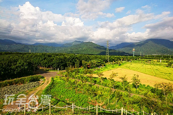 年之后,河洛人入垦开荒,建立部落,1696年时,客家人大量移至屏东平原