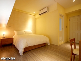 台中逢甲租屋.Walking House-Walking House