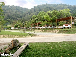 日月潭左岸松湖營地-寬敞的露營場地(C區)