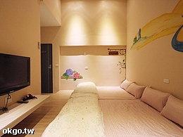 �w����{�{�ү��ΡDHoliday House�{�ү��ήM��