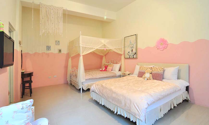 四人房-貢德赤蛙