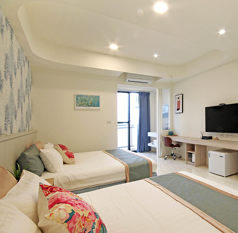 屏東枋寮駅海民宿301四人房