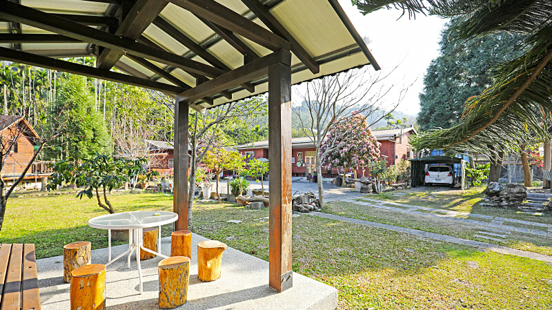 古坑大自然民宿全景外觀環境