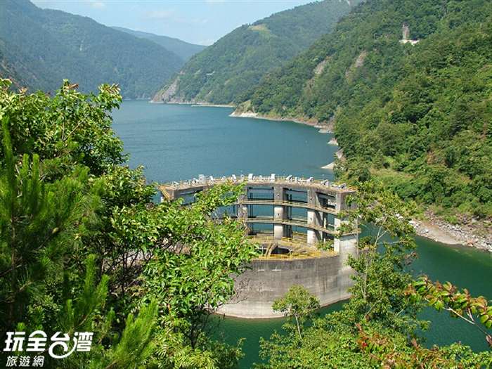 塵封二十餘年！超神秘的谷關梨山路線重現，絕美山林風光、壯麗德基水庫一次看！