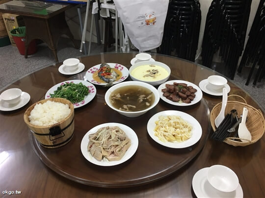 5人份行旅晚餐，6菜1湯。
相片來源：瑞里詹德仁茶園民宿