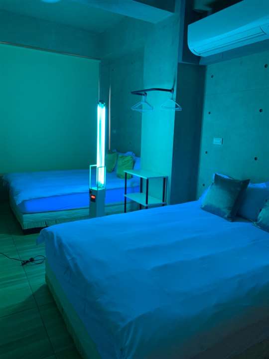 打掃完房間，專業級紫外線消毒中
相片來源：日月潭美真舘