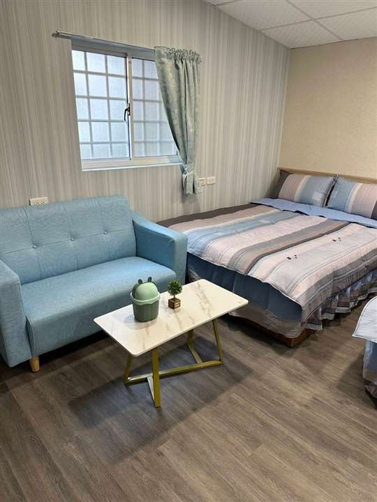 「九蛙&黑豆 日月潭租屋」最新網站上線囉～