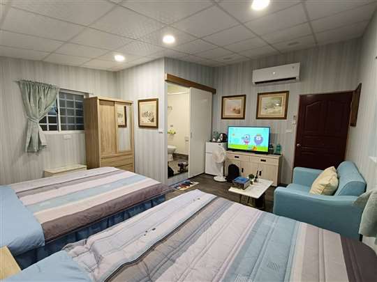 「九蛙&黑豆 日月潭租屋」最新網站上線囉～