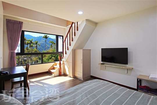 瑞里明月大船的家民宿