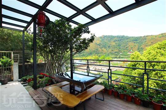 莓景風采民宿【包棟限時大優惠】！想來泡湯、品茗、賞景的你千萬不能錯過！