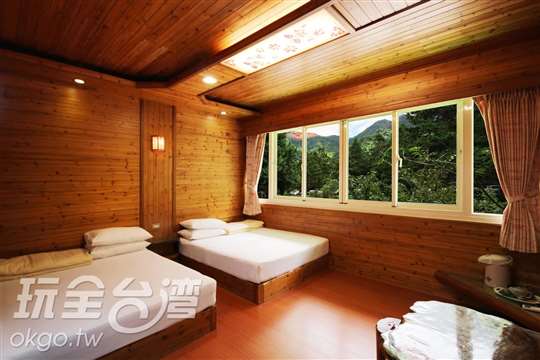溪頭民宿上賓小木屋