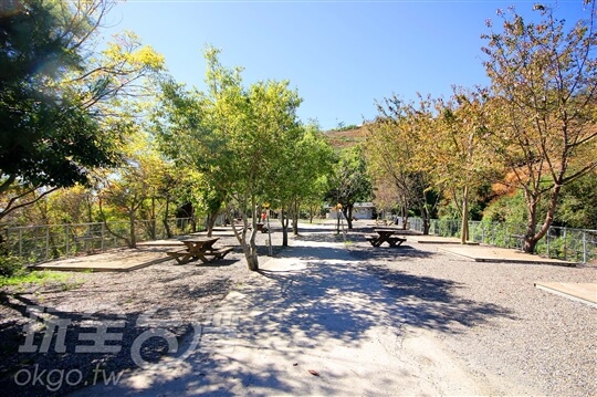 露營B區(有棧板)