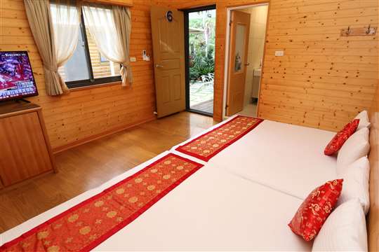 3花開富貴和式木屋五人套房