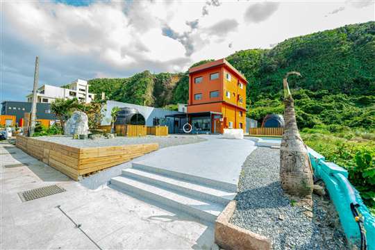 主建築物包棟