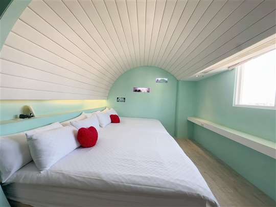 4人房／月球漫步(三樓面海)