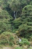 水雲瀑布與巨石谷
